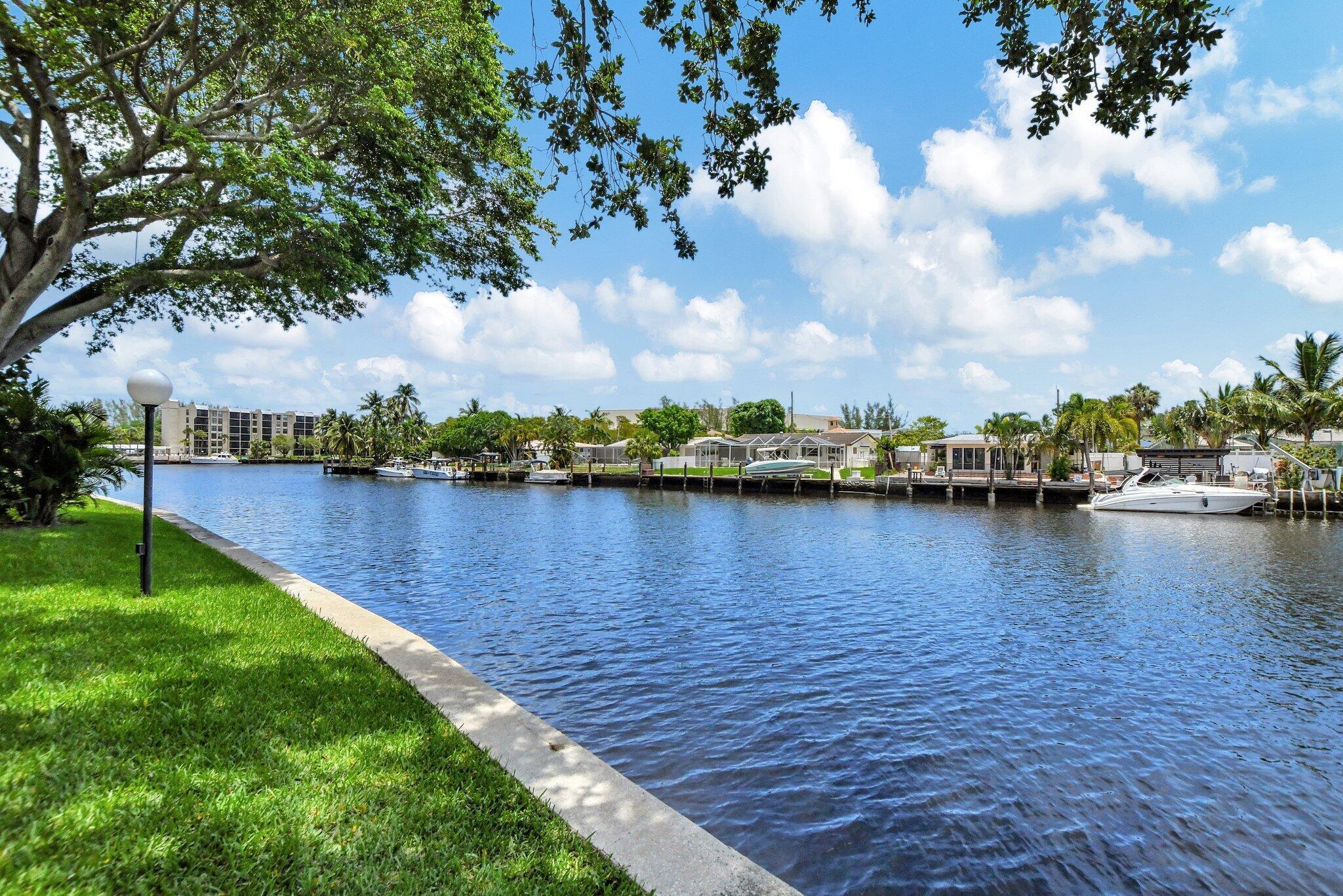 14 Royal Palm Way, Unit 106 Boca Raton, FL 33432 - Photo 40 of 49 38-web-or-mls-DSC_1821