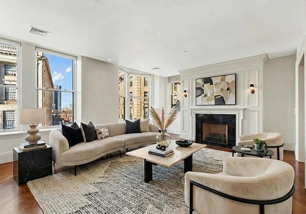 20 Beacon Street, Unit 4 Boston, MA 02108 - Photo 2 of 38