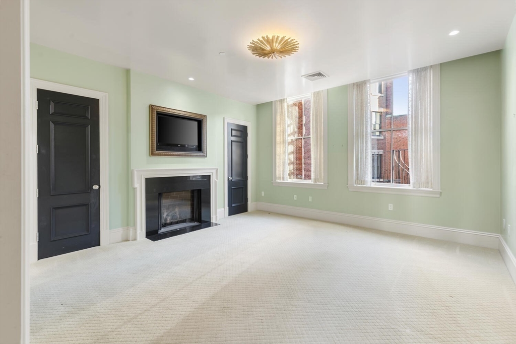 20 Beacon Street, Unit 4 Boston, MA 02108 - Photo 23 of 38