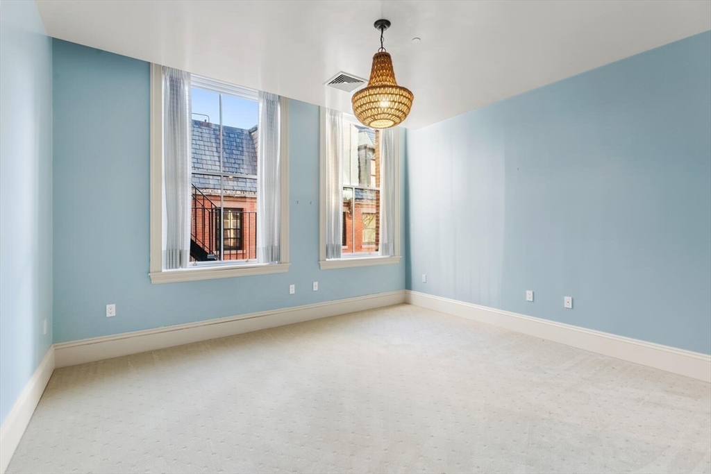 20 Beacon Street, Unit 4 Boston, MA 02108 - Photo 28 of 38