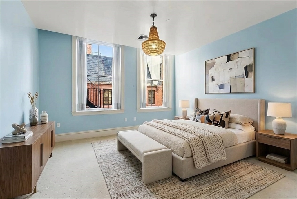 20 Beacon Street, Unit 4 Boston, MA 02108 - Photo 6 of 38