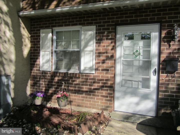 470 Dresher Road, Unit C6 Horsham, PA 19044 - Photo 3 of 17 Exterior Front