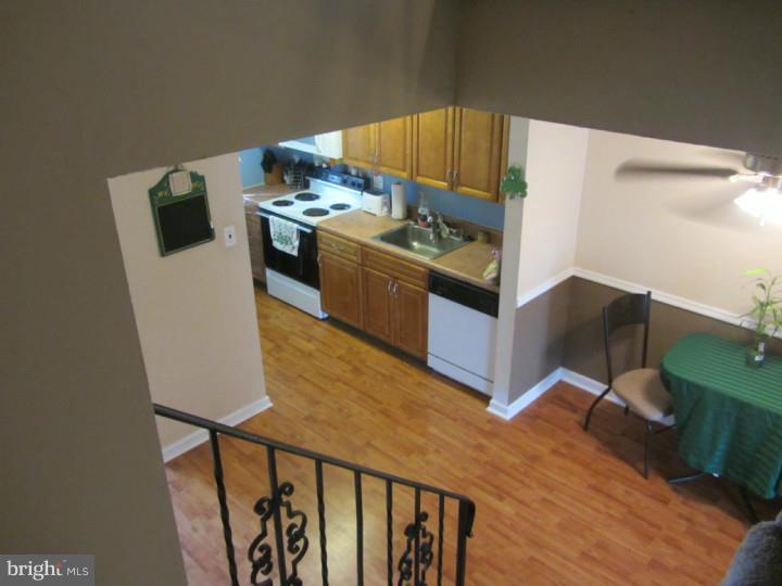 470 Dresher Road, Unit C6 Horsham, PA 19044 - Photo 8 of 17 Dining Room