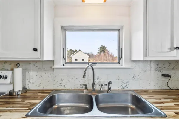 $359,900 | 5 Webb Road, Waterville, ME 04901