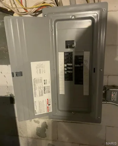 $60,000 | 8320 Lucas And Hunt Road, St. Louis, MO 63136