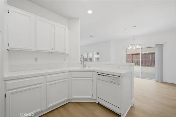 $525,000 | 39668 Princeton Way, Unit B, Murrieta, CA 92563