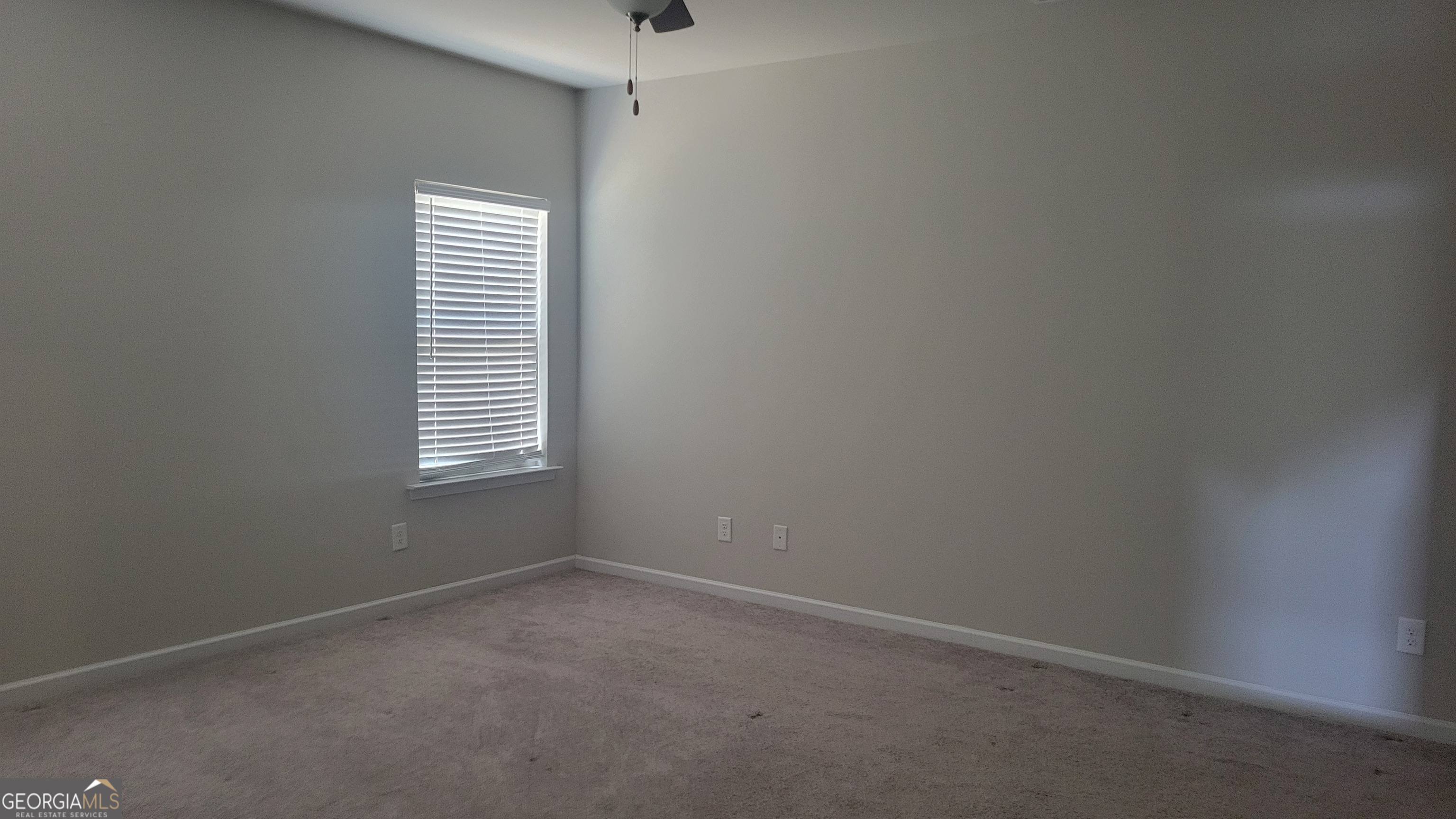 10 Bayberry Circle Southwest Rome, GA 30165 - Photo 23 of 38 a view of an empty room with a window