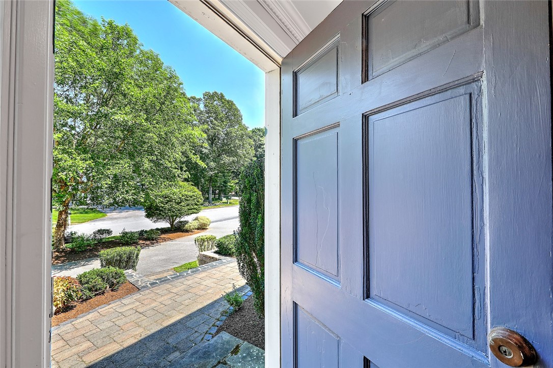 15 Signal Ridge Way East Greenwich, RI 02818 - Photo 4 of 49 Gallery Image 4