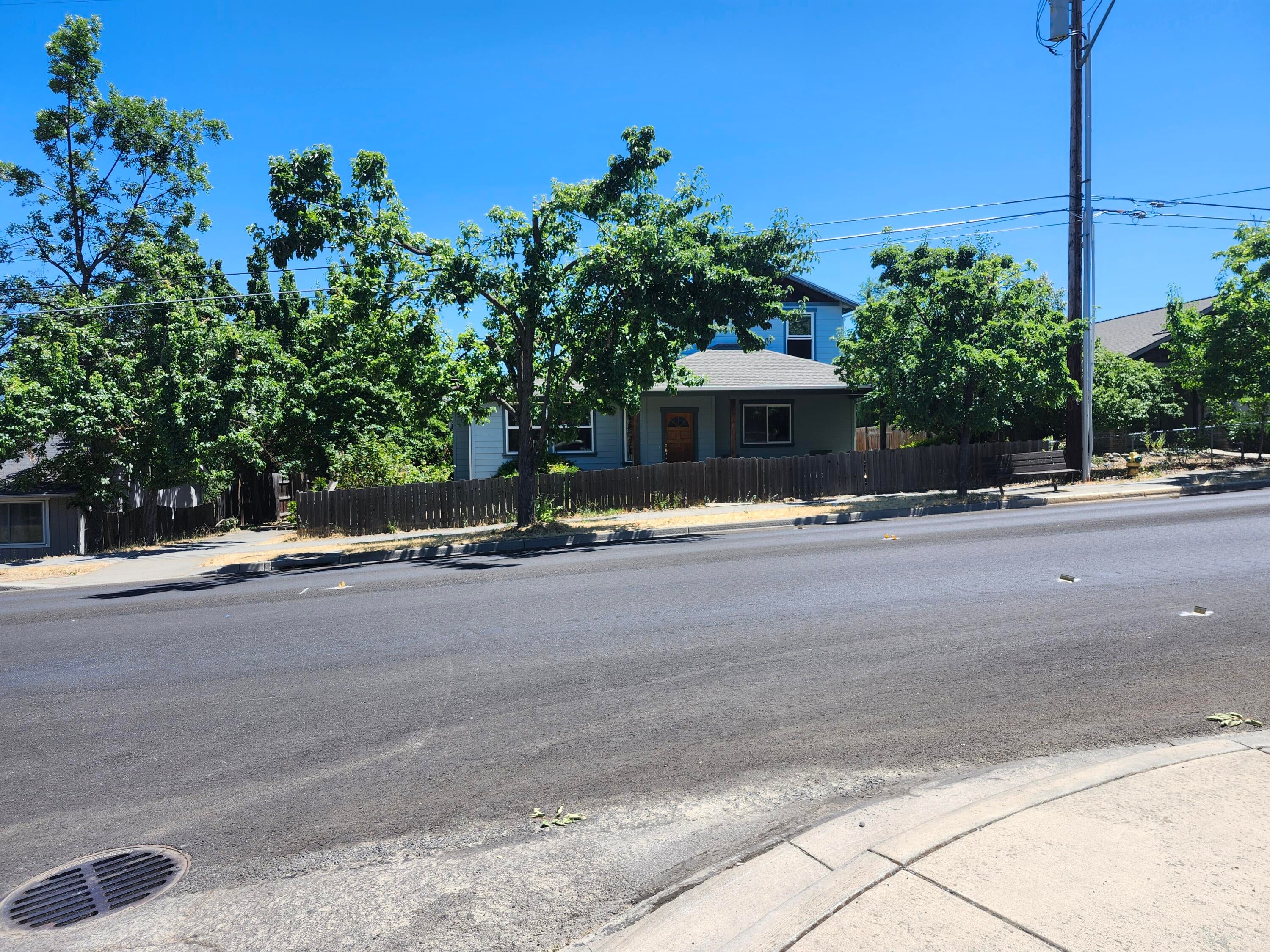 996 Spring Way Ashland, OR 97520 - Photo 1 of 16 Photo 1