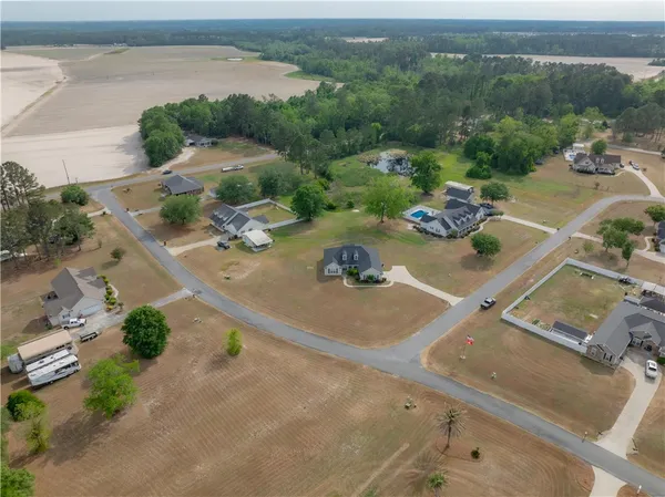$331,127 | 6306 Sun Dell Circle, Blackshear, GA 31516