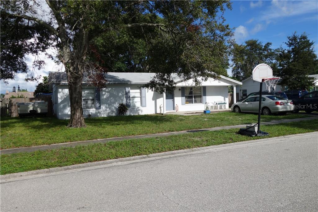 2705 40th Street West Bradenton, FL 34205 - Photo 1 of 1