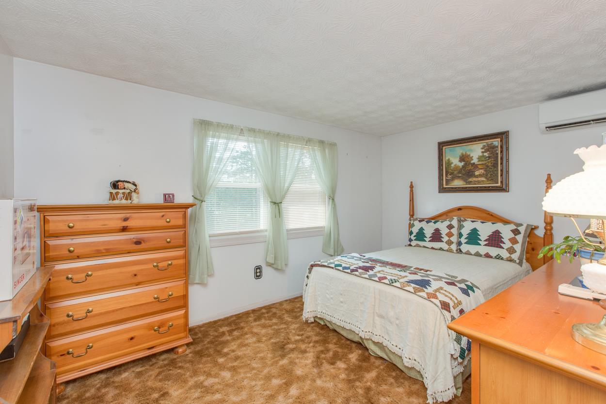8 Penobscot Road Nashua, NH 03062 - Photo 16 of 33