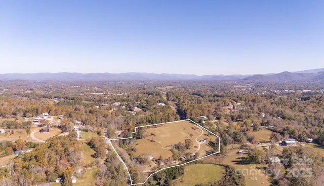 $725,000 | 318 Monticello Road, Weaverville, NC 28787