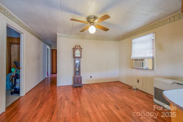 $725,000 | 318 Monticello Road, Weaverville, NC 28787