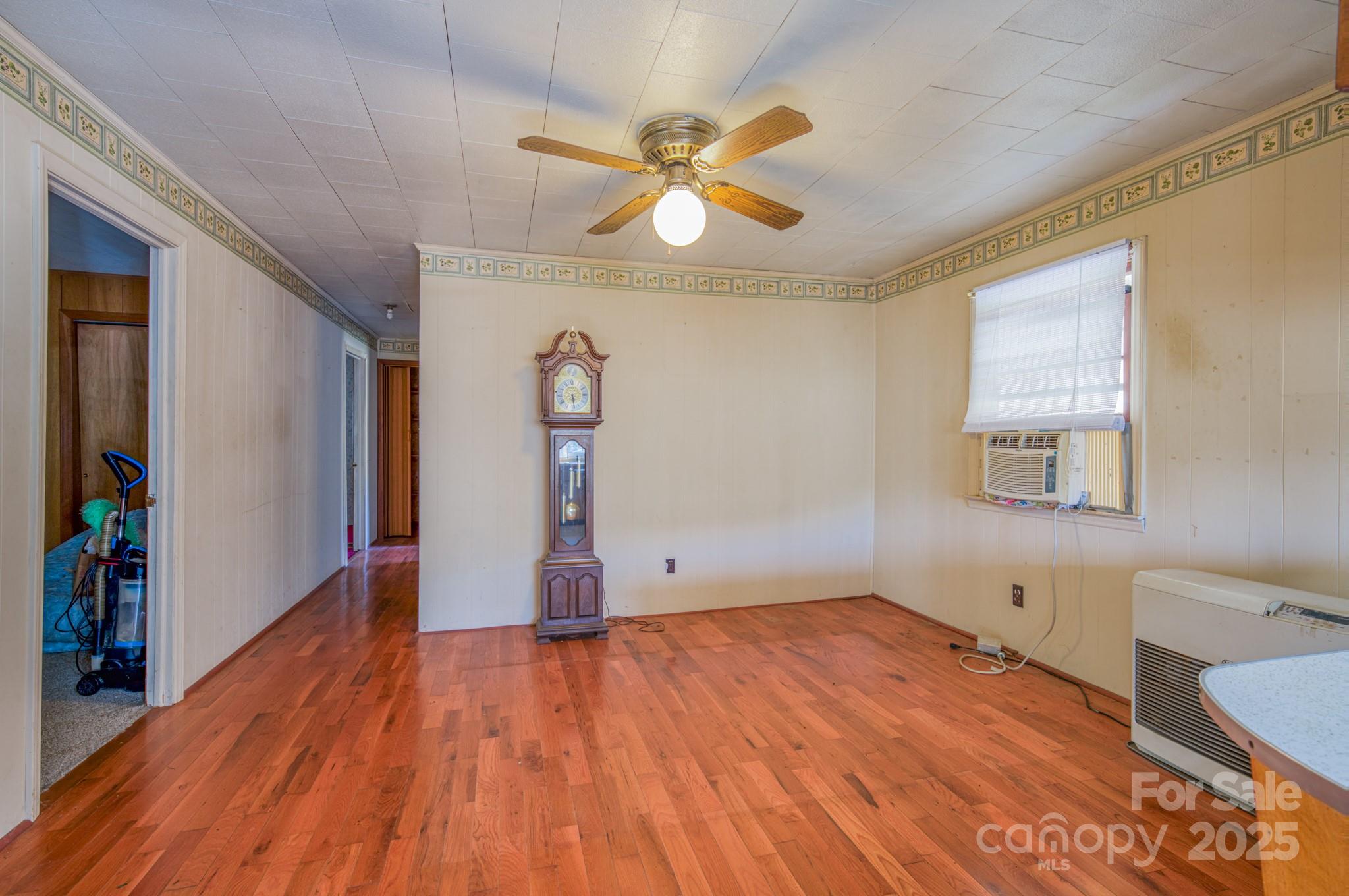 318 Monticello Road Weaverville, NC 28787 - Photo 8 of 16