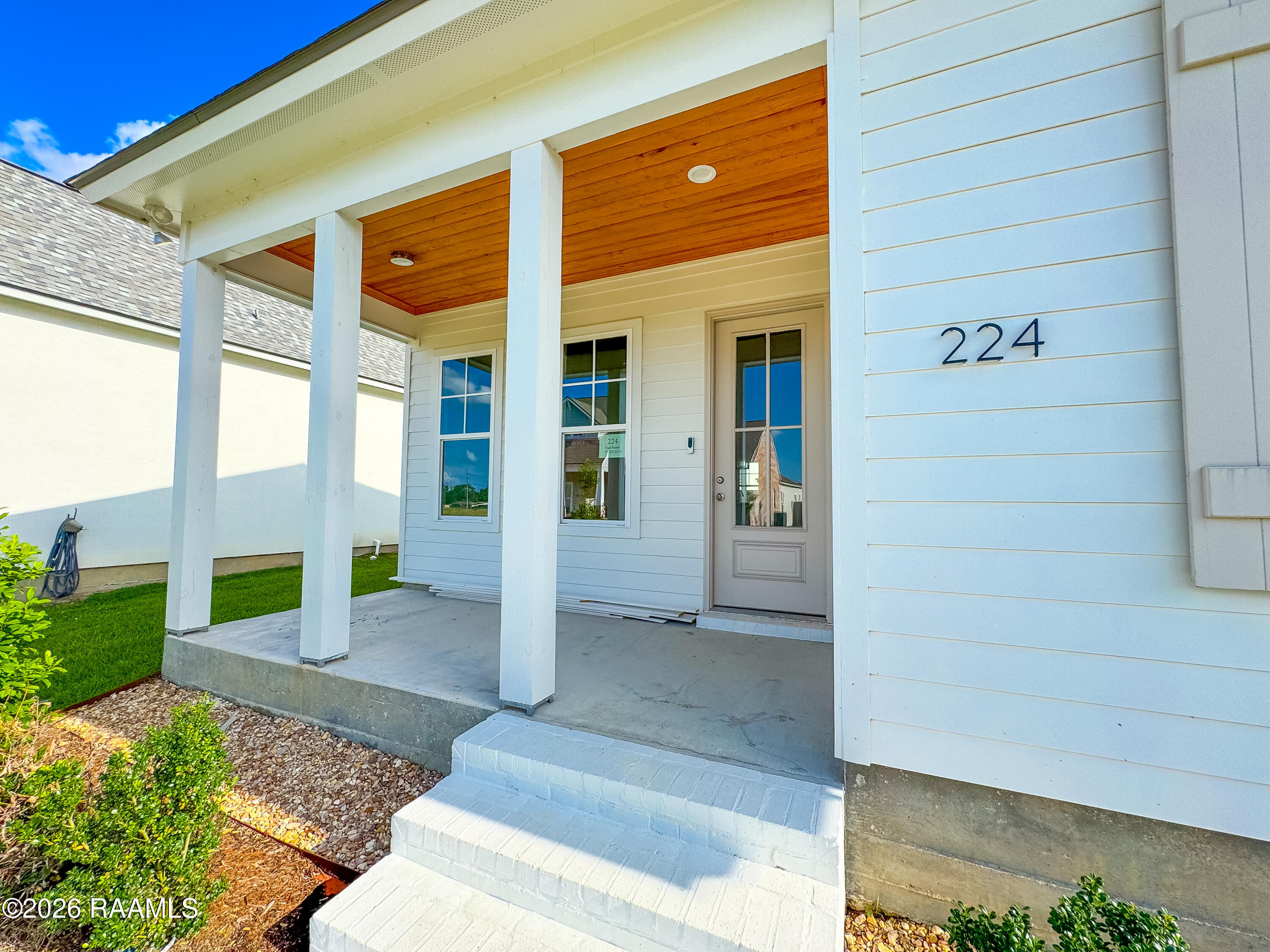 224 Trail Pointe Drive Scott, LA 70583 - Photo 2 of 23 IMG_1707