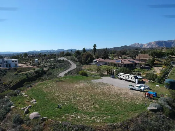 $565,000 | 9782 Chocolate Creek Road, El Cajon, CA 92021