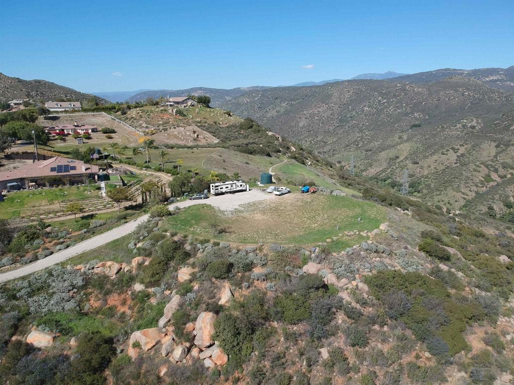 9782 Chocolate Creek Road El Cajon, CA 92021 - Photo 9 of 22