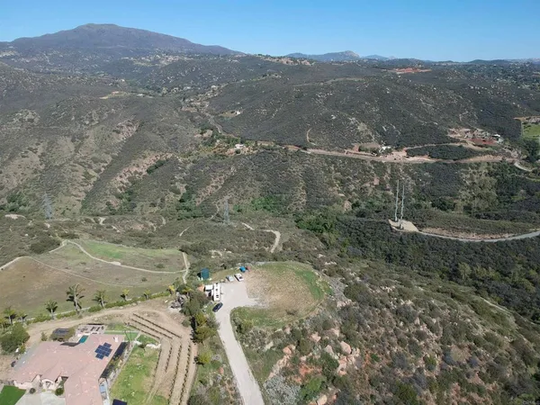 $565,000 | 9782 Chocolate Creek Road, El Cajon, CA 92021