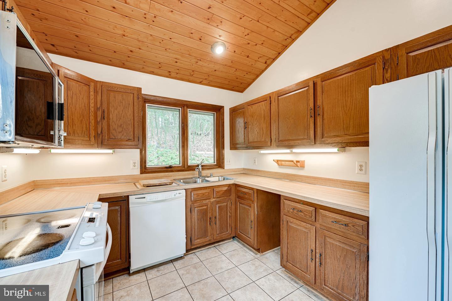 1328 Potomac School Road McLean, VA 22101 - Photo 10 of 31