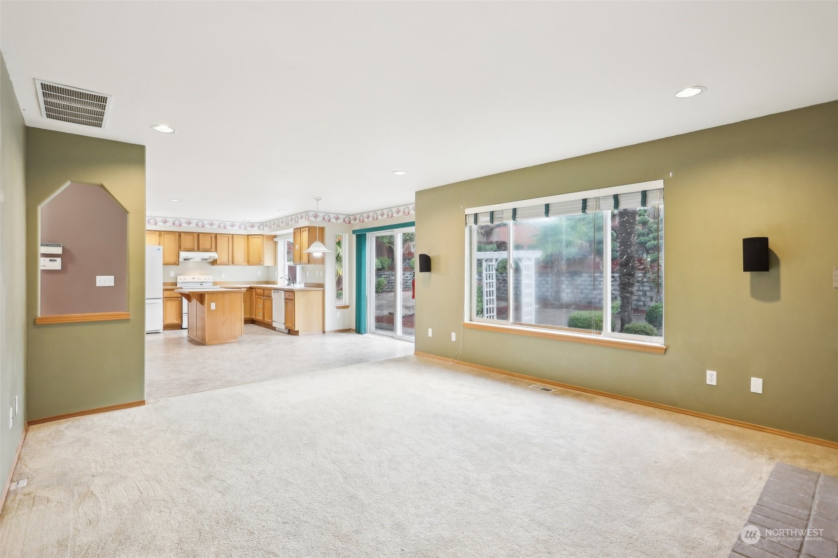 4614 Northeast 7th Place Renton, WA 98059 - Photo 3 of 36 Gallery Image 3
