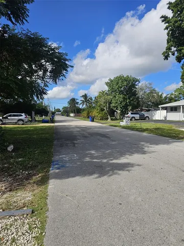 $2,900 | 2488 Southwest 6th Court, Fort Lauderdale, FL 33312