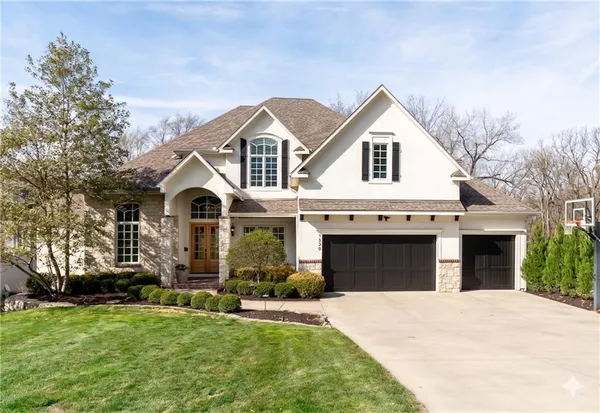 $3,250,000 | 4820 West 68th Street, Prairie Village, KS 66208