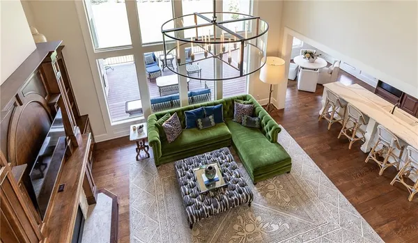 $3,250,000 | 4820 West 68th Street, Prairie Village, KS 66208