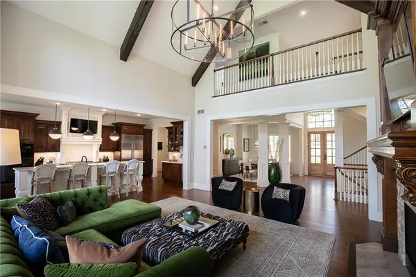 $3,899,900 | 4820 West 68th Street, Prairie Village, KS 66208