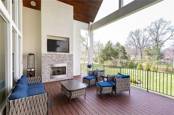 $3,599,000 | 4820 West 68th Street, Prairie Village, KS 66208