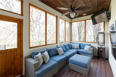 $3,250,000 | 4820 West 68th Street, Prairie Village, KS 66208