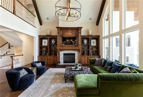 $3,250,000 | 4820 West 68th Street, Prairie Village, KS 66208