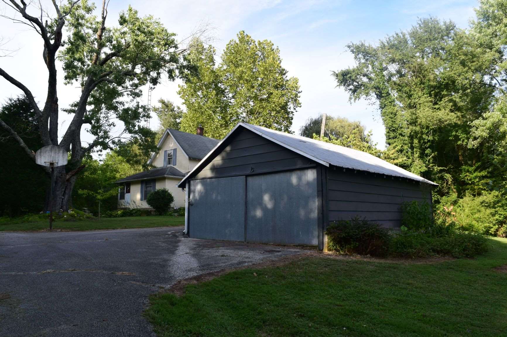 2118 Dillman Road Williams, IN 47470 - Photo 5 of 26