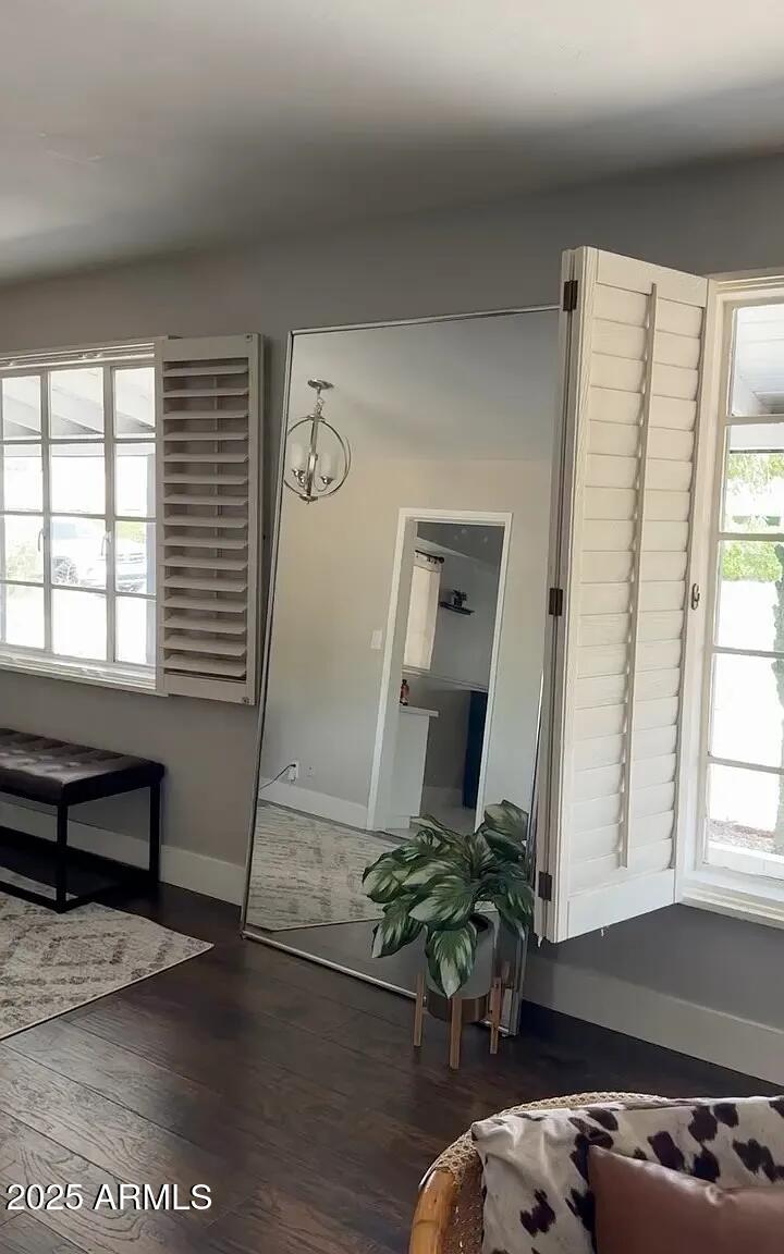 5015 East Yale Street Phoenix, AZ 85008 - Photo 9 of 30 67595e5788d28667c47b592f104f71e1-cc_ft_1