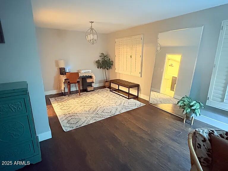 5015 East Yale Street Phoenix, AZ 85008 - Photo 10 of 30 5169113cb669b85a6d355c8bce3b15e7-cc_ft_7