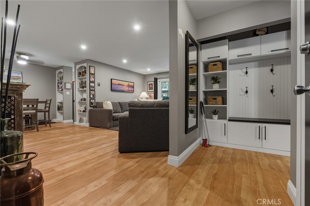 12200 Montecito Road, Unit D102 Seal Beach, CA 90740 - Photo 3 of 48