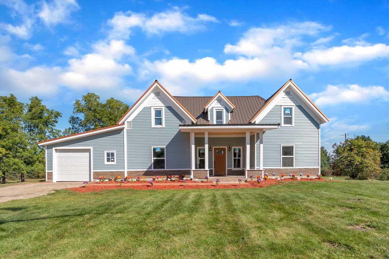 6170 Larson Road South Boardman, MI 49680 - Photo 3 of 37 1892903-2.JPG