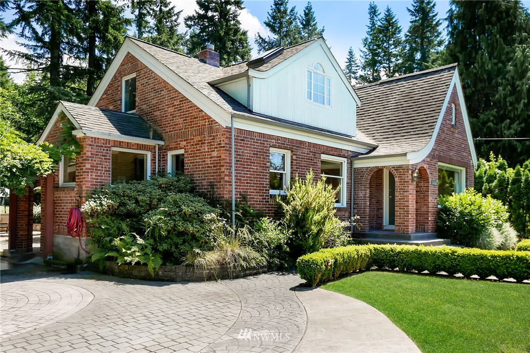 19411 Grannis Road Bothell, WA 98012 - Photo 2 of 24