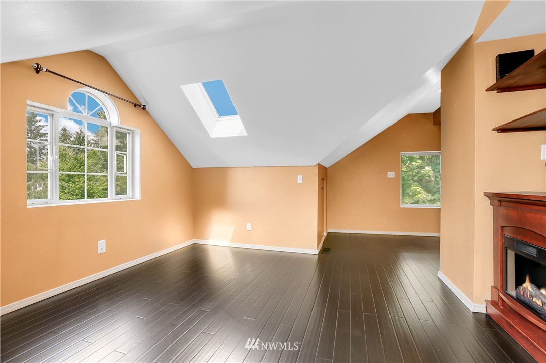19411 Grannis Road Bothell, WA 98012 - Photo 15 of 24