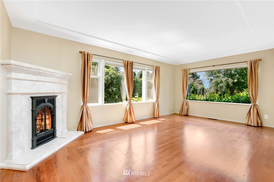 19411 Grannis Road Bothell, WA 98012 - Photo 4 of 24