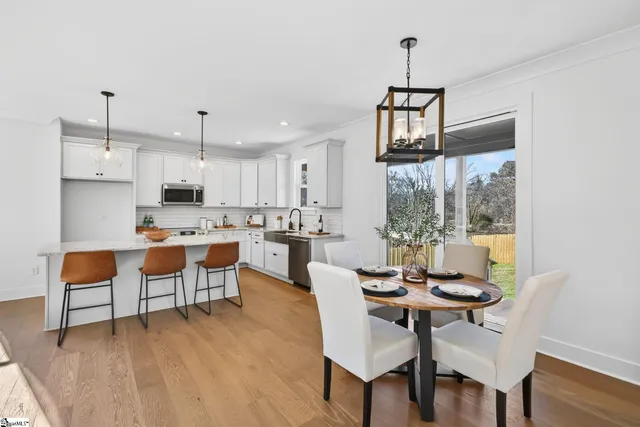 $499,900 | 307 Hunts Bridge Road, Greenville, SC 29617