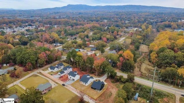 $499,900 | 307 Hunts Bridge Road, Greenville, SC 29617