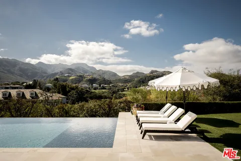 $8,995,000 | 2674 Stafford Road, Westlake Village, CA 91361