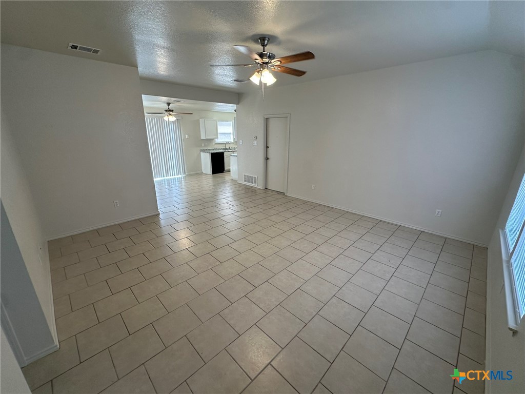 1503 East Calhoun Avenue Temple, TX 76501 - Photo 4 of 20