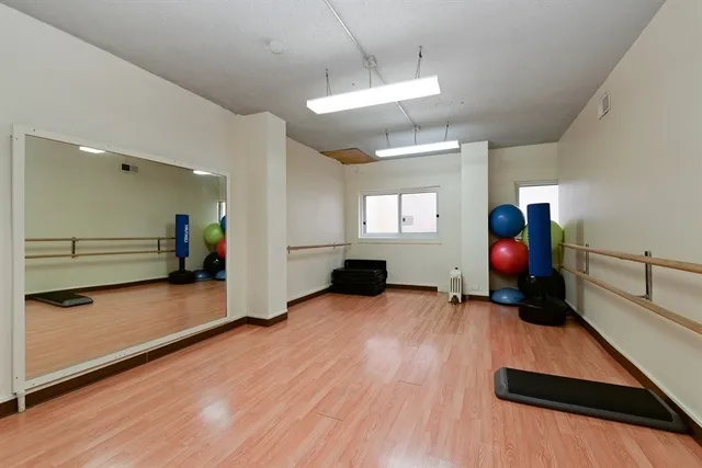 $485,000 | 5555 North Sheridan Road, Unit 1506, Chicago, IL 60640