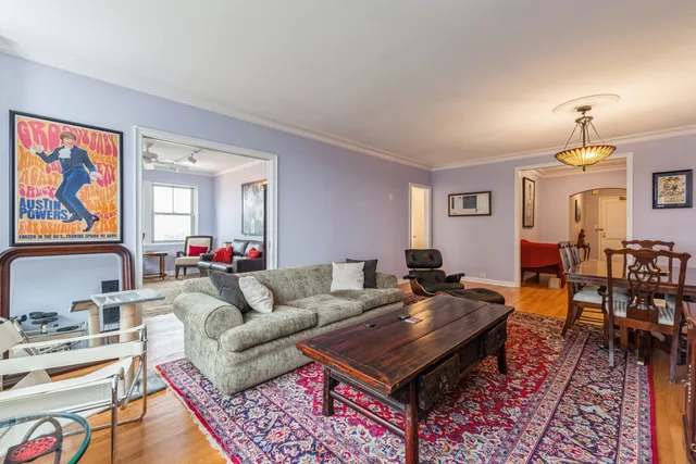 $485,000 | 5555 North Sheridan Road, Unit 1506, Chicago, IL 60640