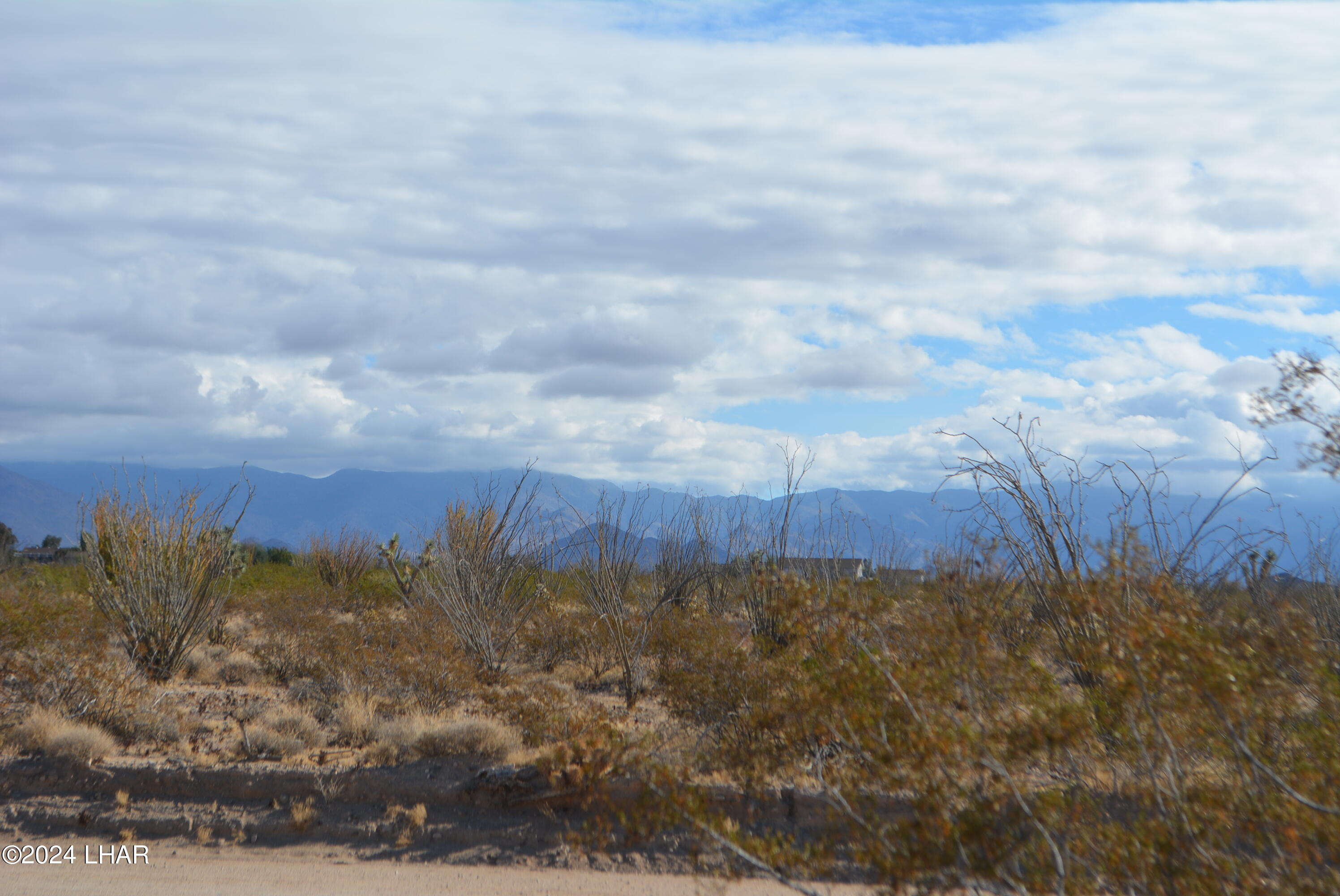 A7 South Carmen Road Yucca, AZ 86438 - Photo 14 of 26 DSC_0293