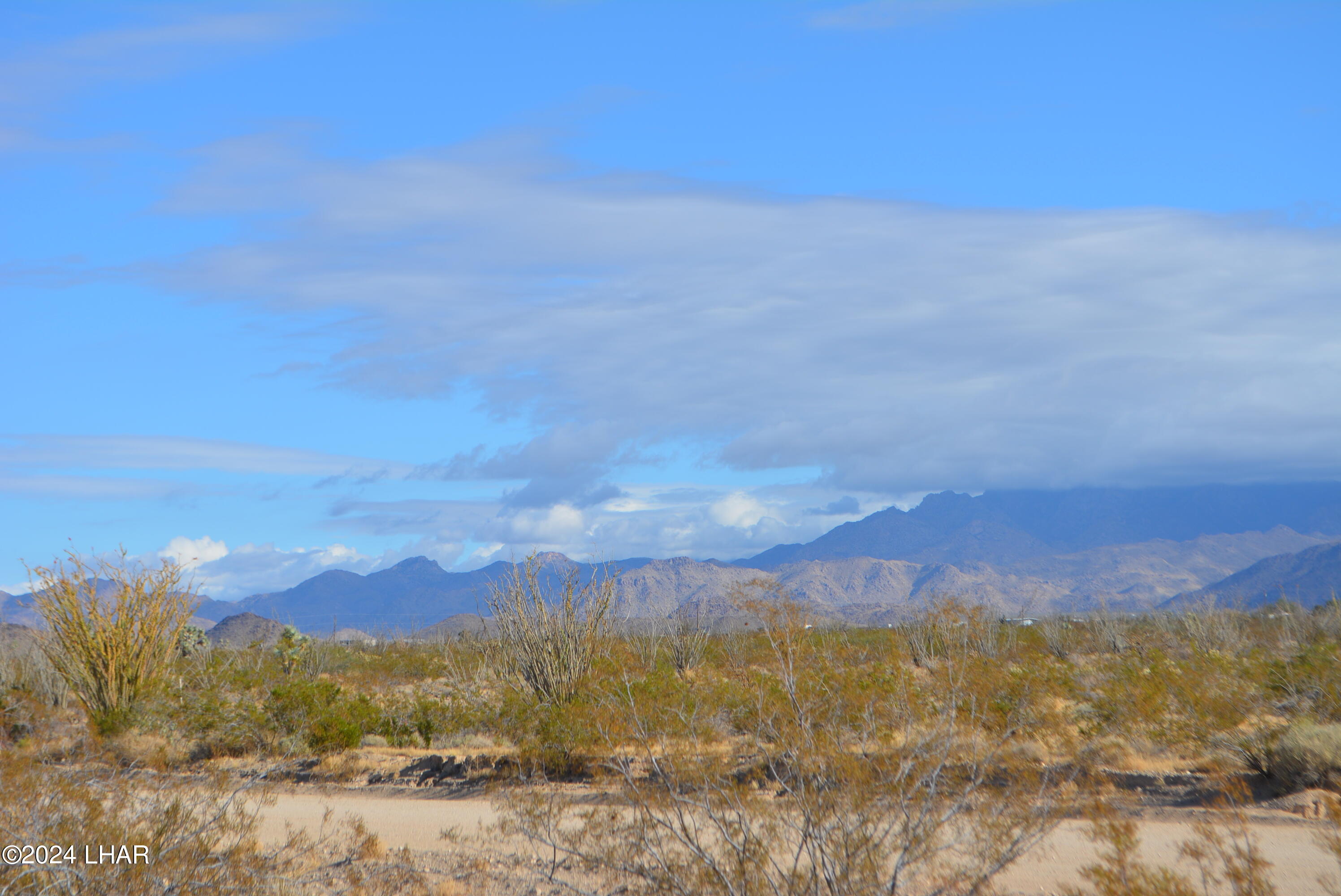 A7 South Carmen Road Yucca, AZ 86438 - Photo 10 of 26 DSC_0289