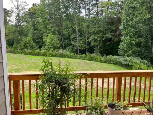$2,395 | 822 Amley Place, Apex, NC 27523
