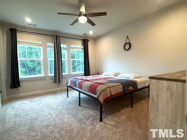 $2,395 | 822 Amley Place, Apex, NC 27523